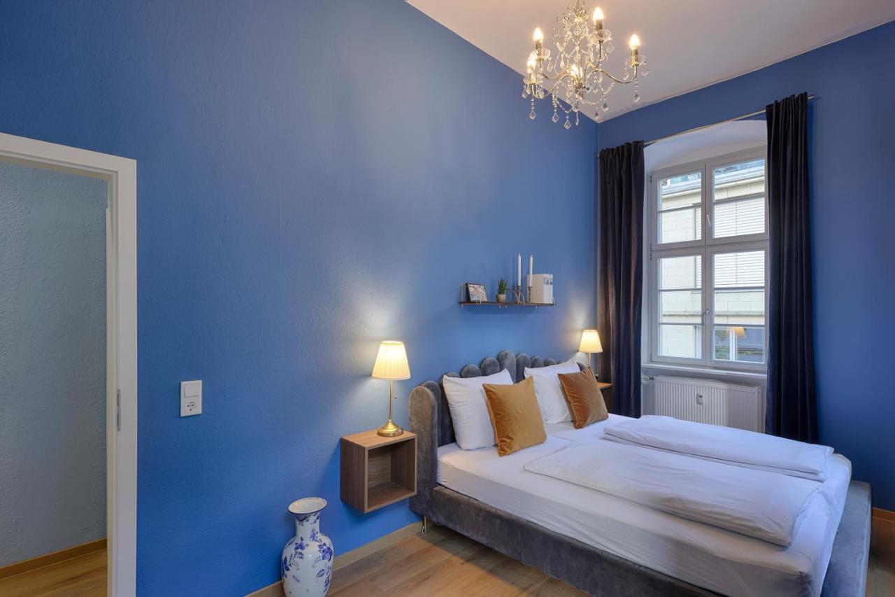 Homie Stay Am Marktplatz - Wohnen Im Historischen Balthasar-Neumann-Apartment Wurzburg Exterior photo